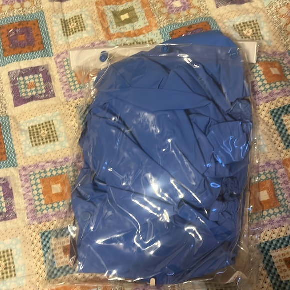 Rain suit - brand new in package - Picture 2 of 5